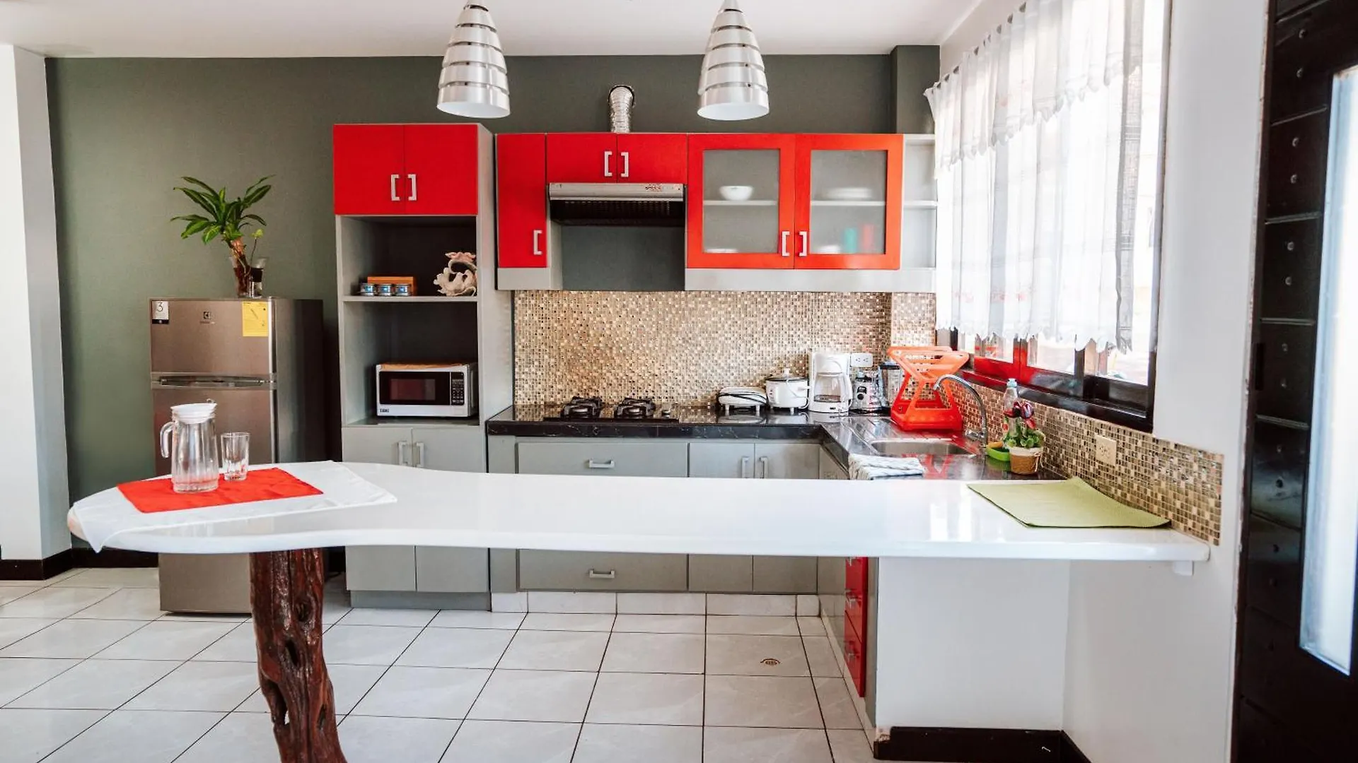 Вилла Casa Vacacional En Galapagos, Santa Cruz Пуэрто-Айора